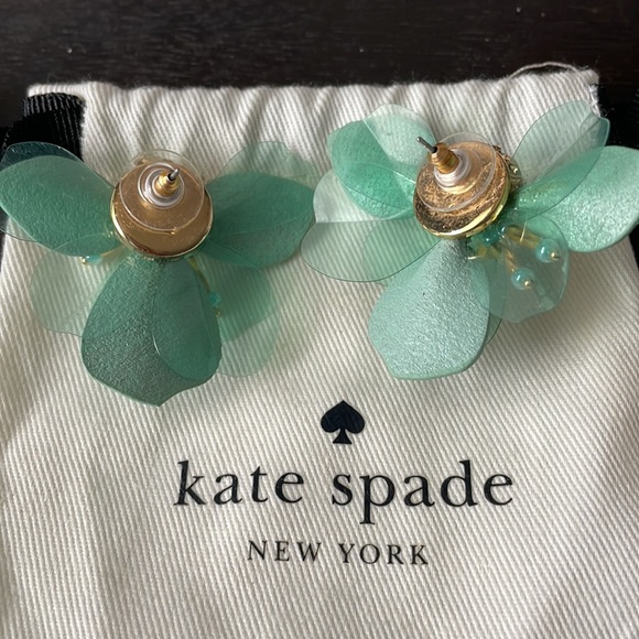 Kate Spade Vibrant Life Leather Flower statement Earrings - Picture 2 of 2
